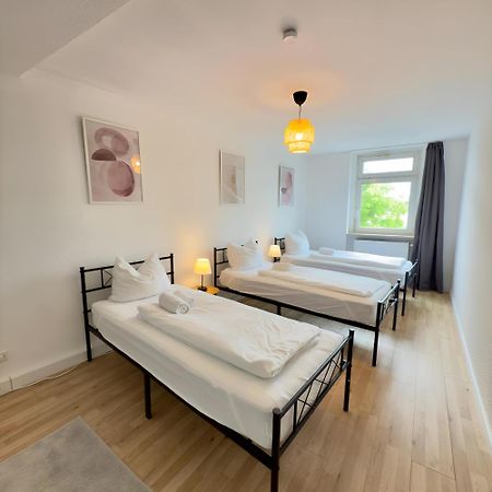 Raha Apartments - Ihr Komfortables Zuhause - Garten - Vollausstattung - Balkon - Parkplatz Kassel Dış mekan fotoğraf