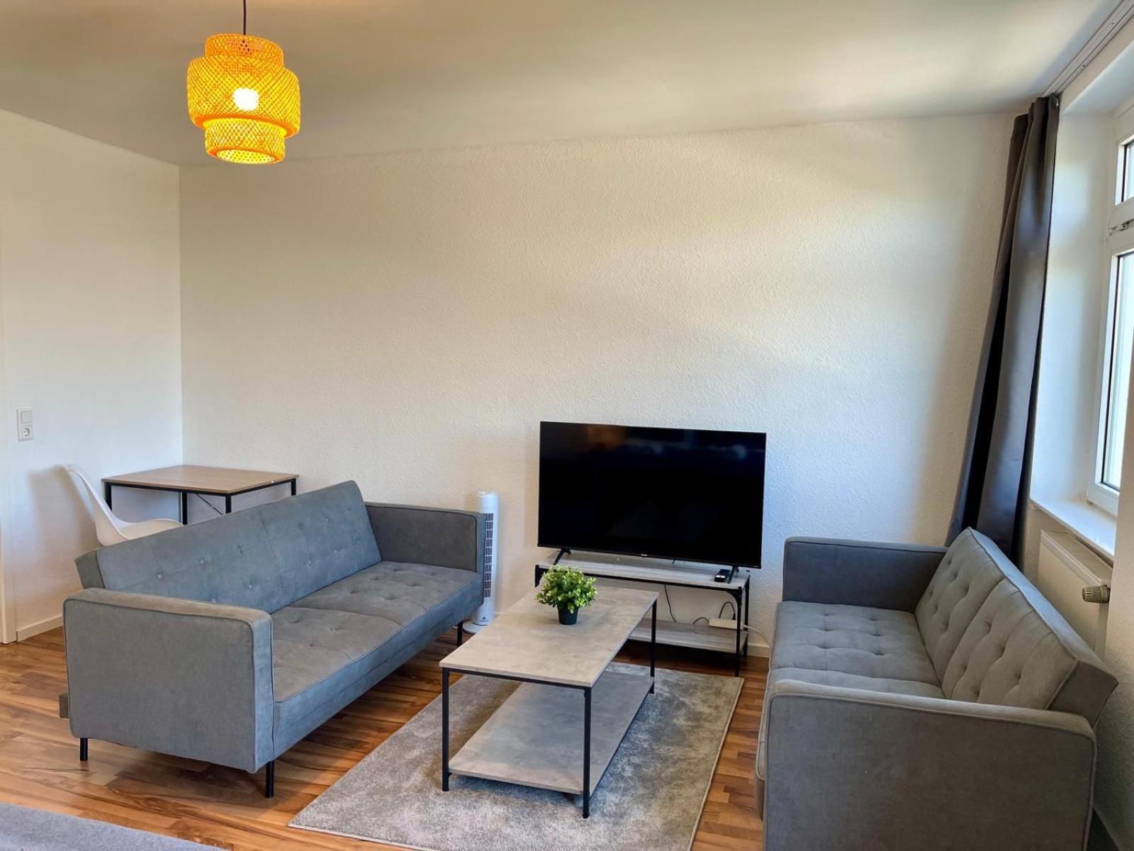Raha Apartments - Ihr Komfortables Zuhause - Garten - Vollausstattung - Balkon - Parkplatz Kassel Dış mekan fotoğraf